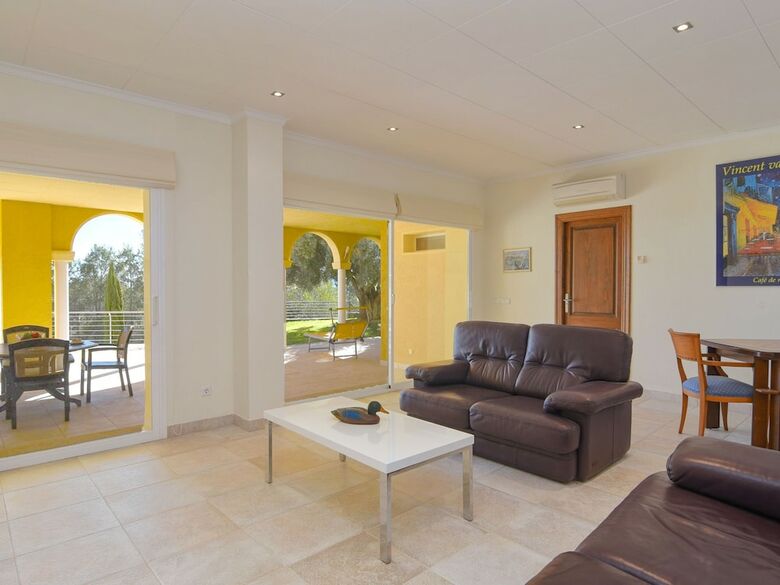 Affluent Villa In Altea With Pool And Panoramic Views