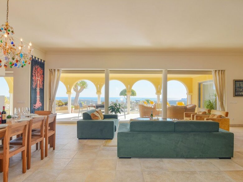 Affluent Villa In Altea With Pool And Panoramic Views