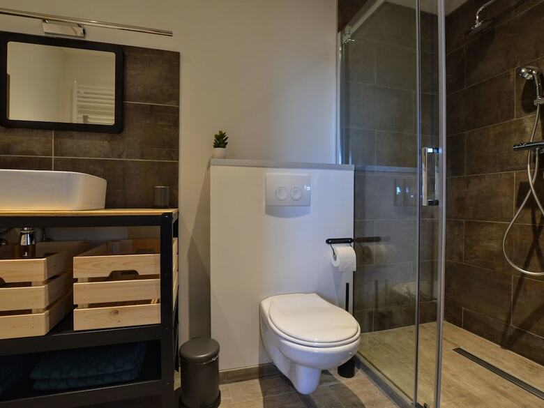 Luxurious Cottage In Awan With Sauna And Jacuzzi