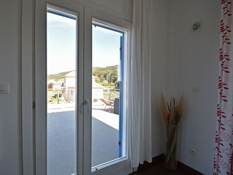 Beautiful Villa With Private Swimming Pool In Beaufort