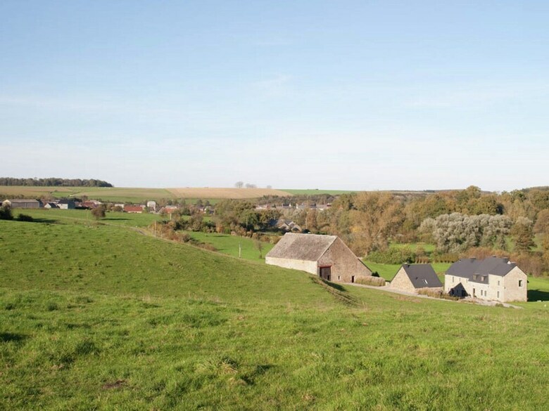 Lovely Holiday Home In Mettet With Garden
