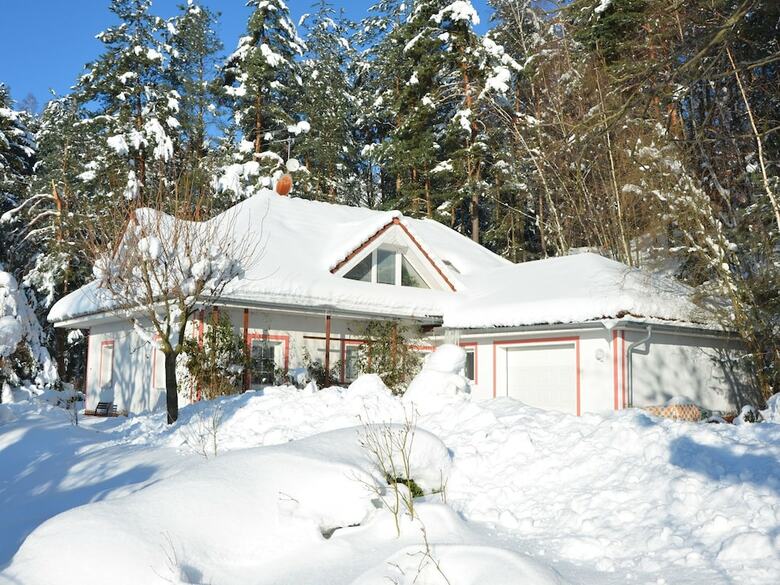 Comfortable Detached House With Large Garden And Open Views