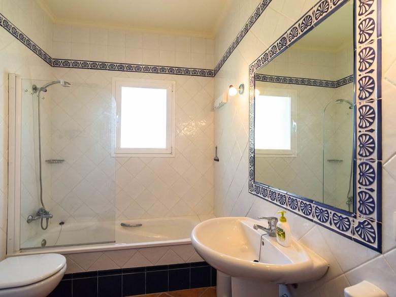 Villa Beautiful Holiday Home 6p With Infinity Pool, Phenomenal Sea View
