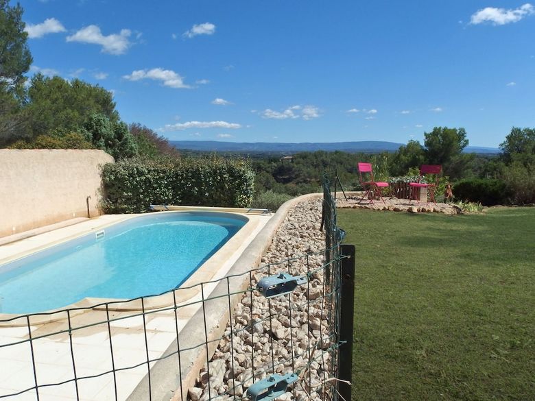 Modern Villa With Heated, Private Swimming Pool Near Mont Ventoux