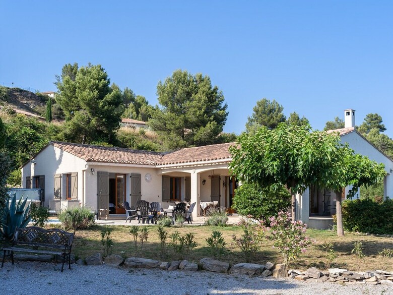 Luxuriant Villa In Beaufort With Swimming Pool