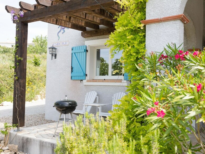 Spacious Villa With Private Swimming Pool And Jacuzzi