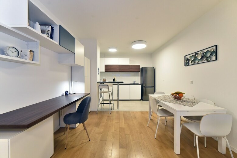 Sky View Apartment