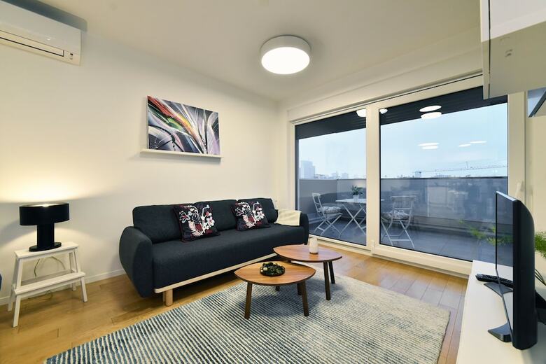 Sky View Apartment