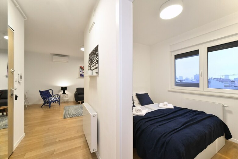 Sky View Apartment