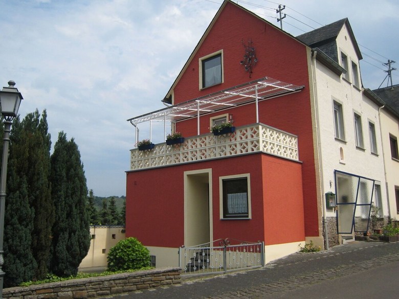 Charming Holiday Home In Bremm Eifel With Garden
