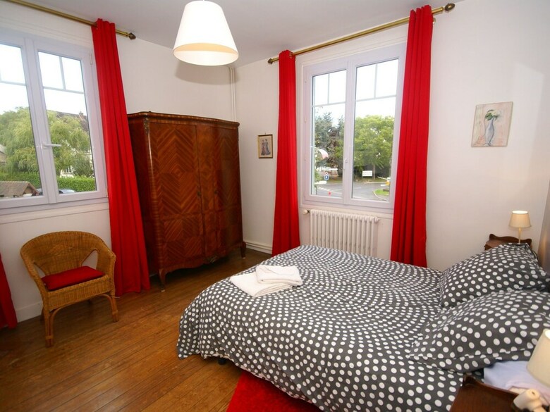 Lovely Child-friendly Villa In Bayeux