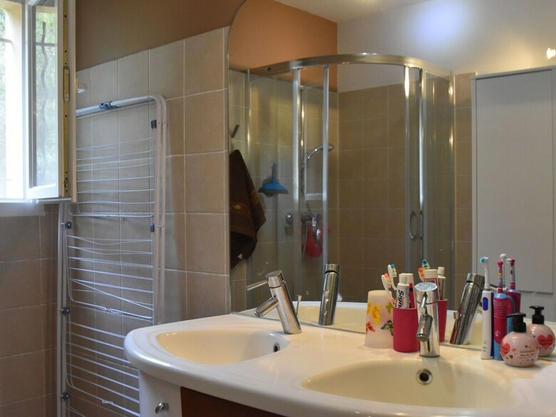 Quaint Villa In Saint-andr�-de-roquepertuis With Pool