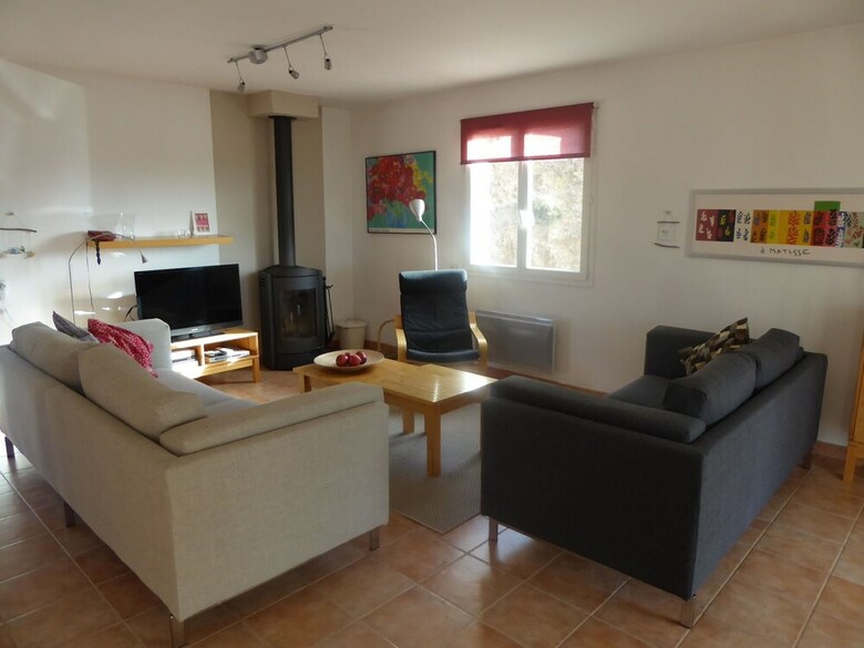 Cozy Villa In Caunes-minervois With Swimming Pool