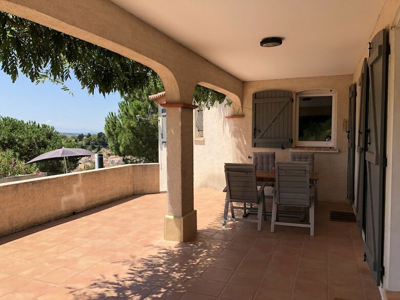 Cozy Villa In Caunes-minervois With Swimming Pool