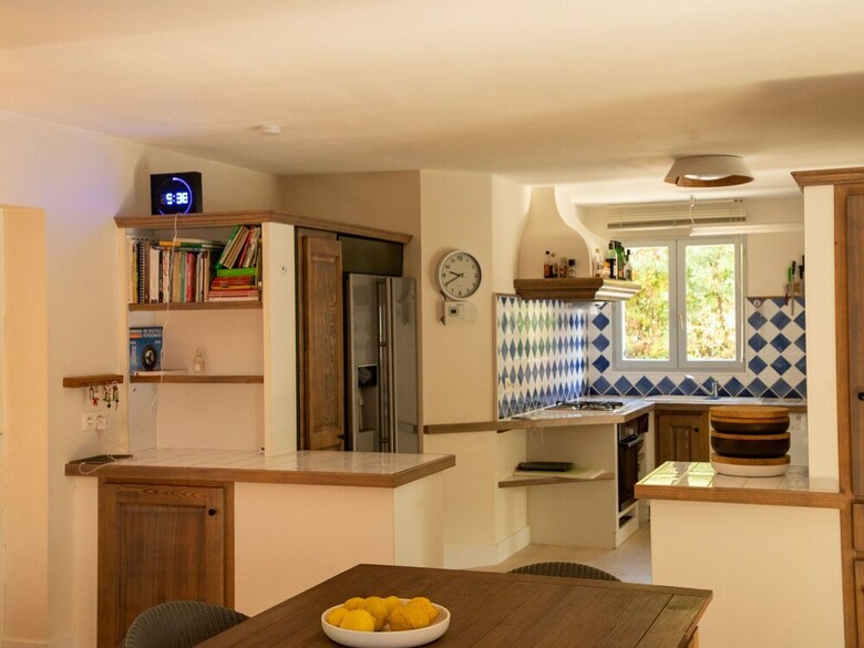 Lively Villa In Les Salelles With Private Swimmiing Pool