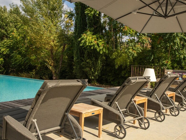 Lively Villa In Les Salelles With Private Swimmiing Pool