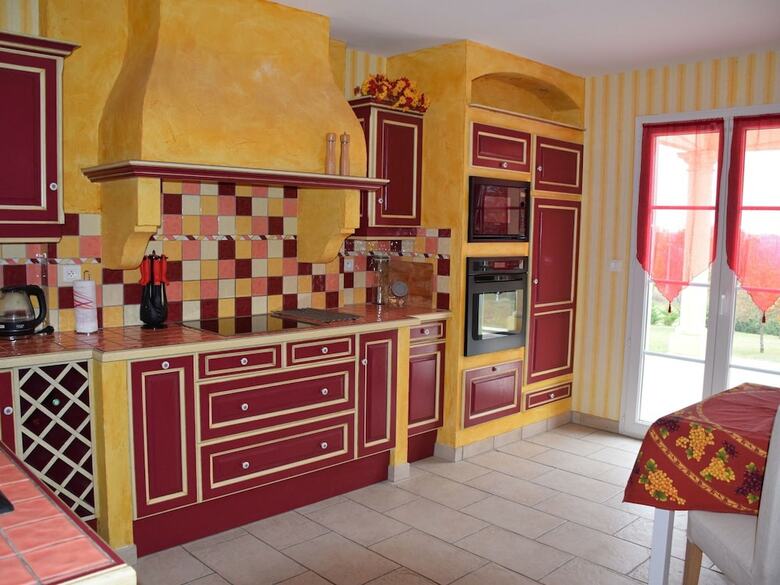 Cozy Holiday Home In Montaigu-de-quercy With Swimming Pool