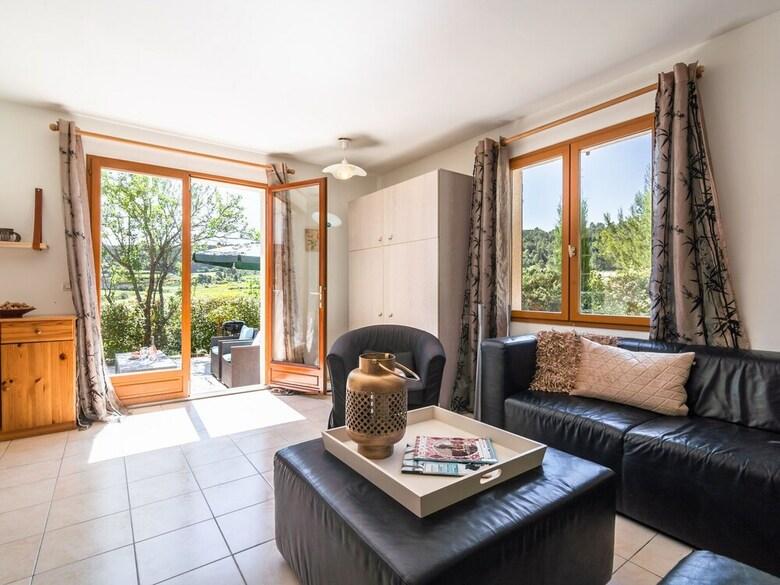 Huge Villa In Montbrun-des-corbi�res With Swimming Pool