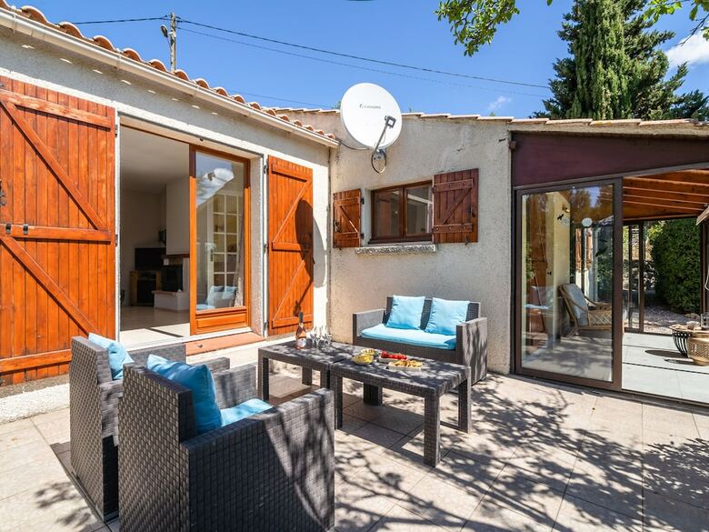 Huge Villa In Montbrun-des-corbi�res With Swimming Pool