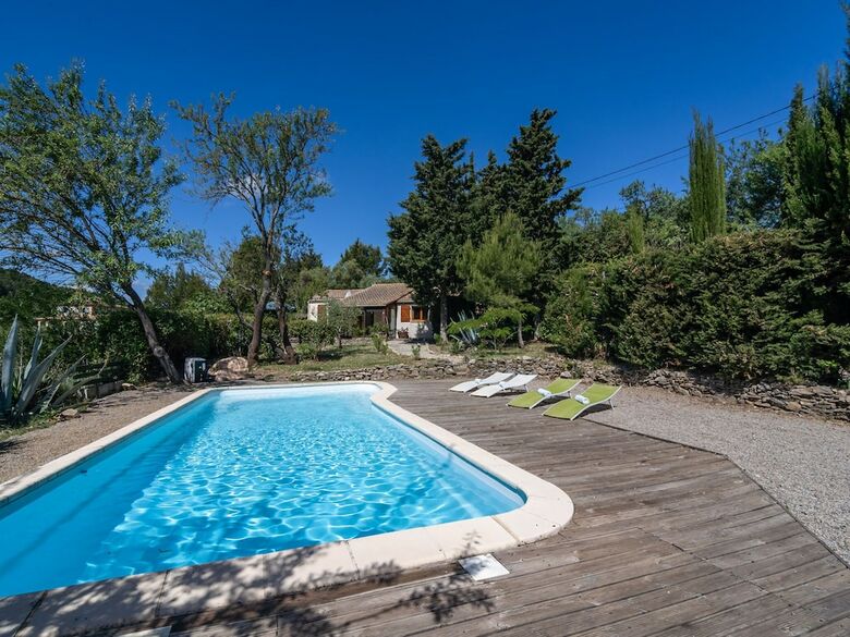 Huge Villa In Montbrun-des-corbi�res With Swimming Pool
