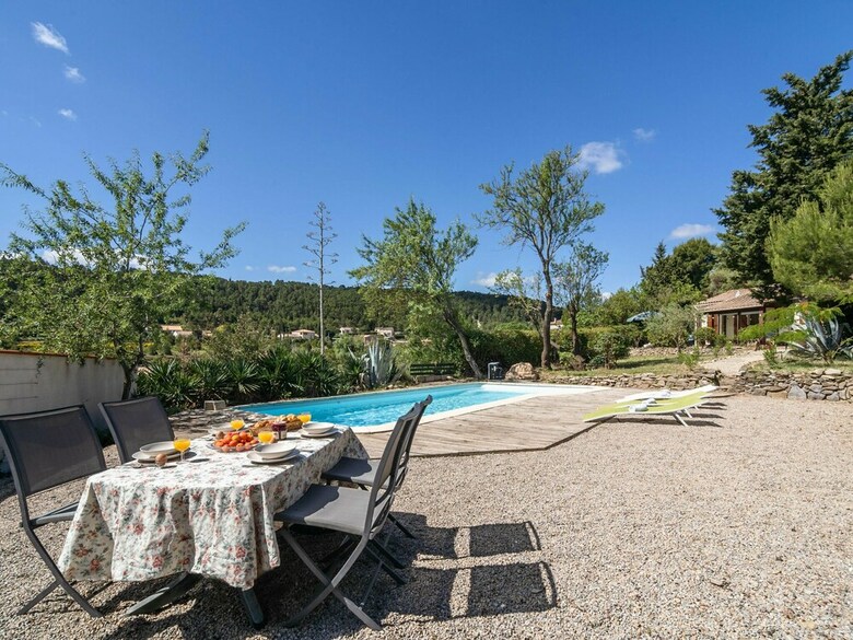 Huge Villa In Montbrun-des-corbi�res With Swimming Pool