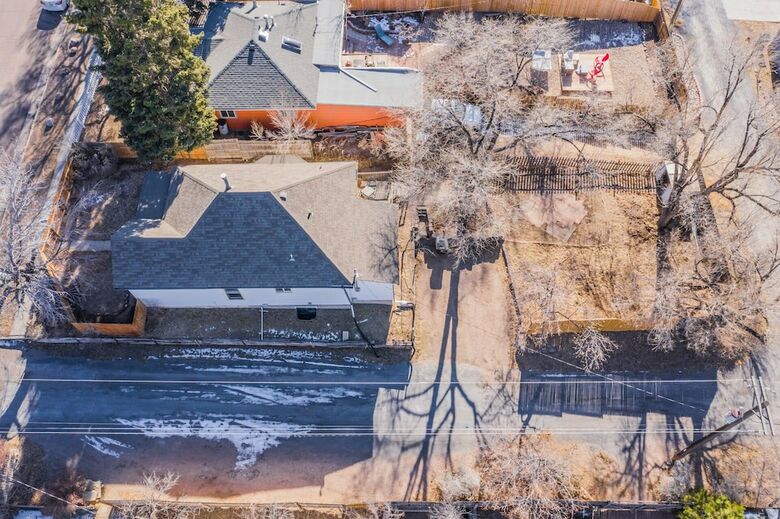 3br Mtn Viewsdowntownnext To Lake, Parks, More