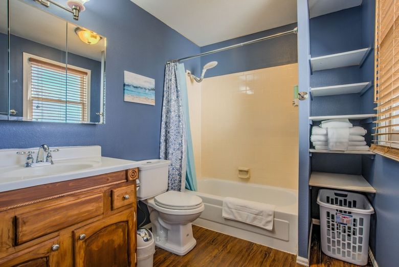 3br Mtn Viewsdowntownnext To Lake, Parks, More
