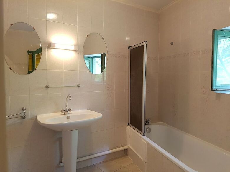 Gorgeous Villa In Les Mages With Jacuzzi