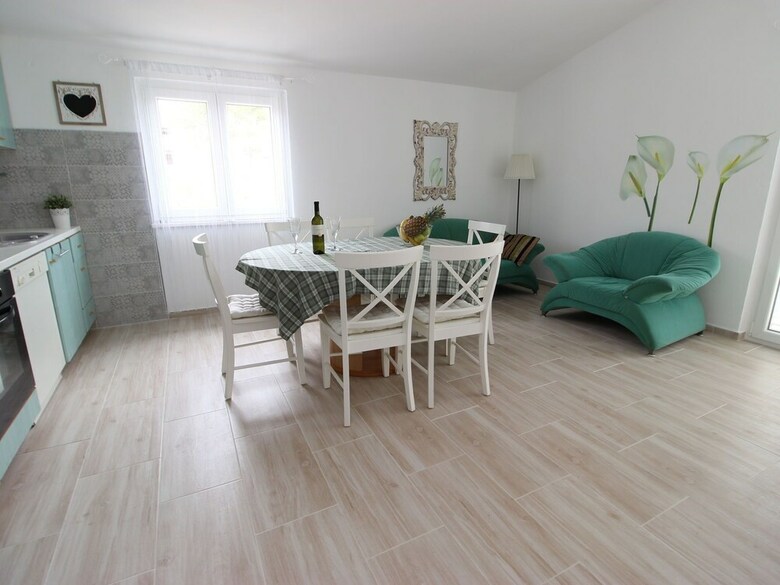 New Spacious Apartment Direct On The Beach, Nice Terrace With Great Sea View