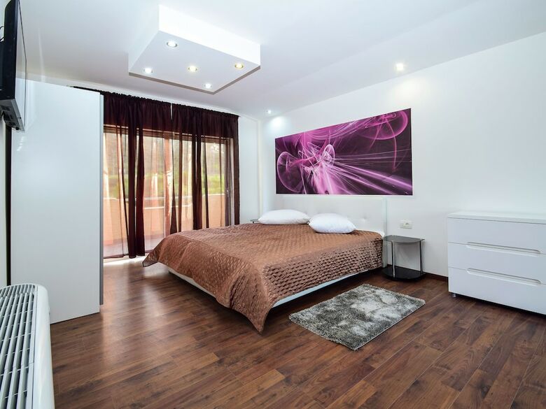 Modern Luxury Villa With Private Pool 12 Km From The Beach And Lively Vodice