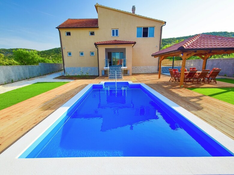 Modern Luxury Villa With Private Pool 12 Km From The Beach And Lively Vodice