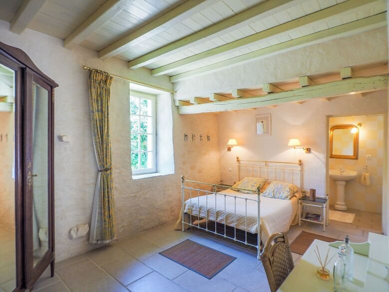 Holiday Home In Saint-laurent-de-la-salle With Pool
