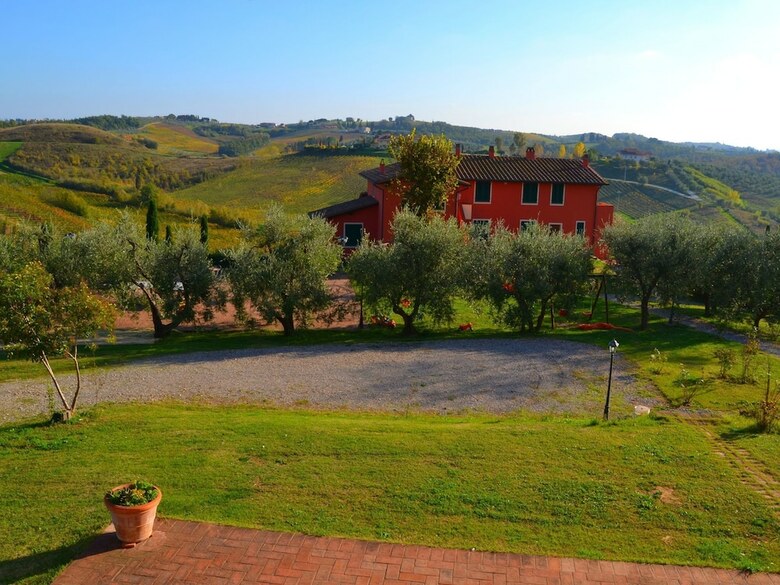 Serene Holiday Home In Stabbia With Pool, Bikes & Garden