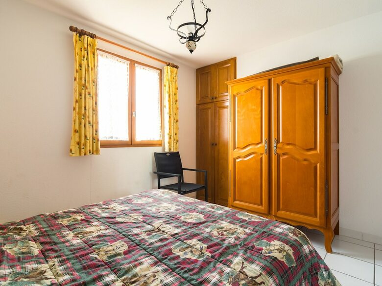 Apartment In Le Barcar�s With Swimming Pool, Balcony, Garden
