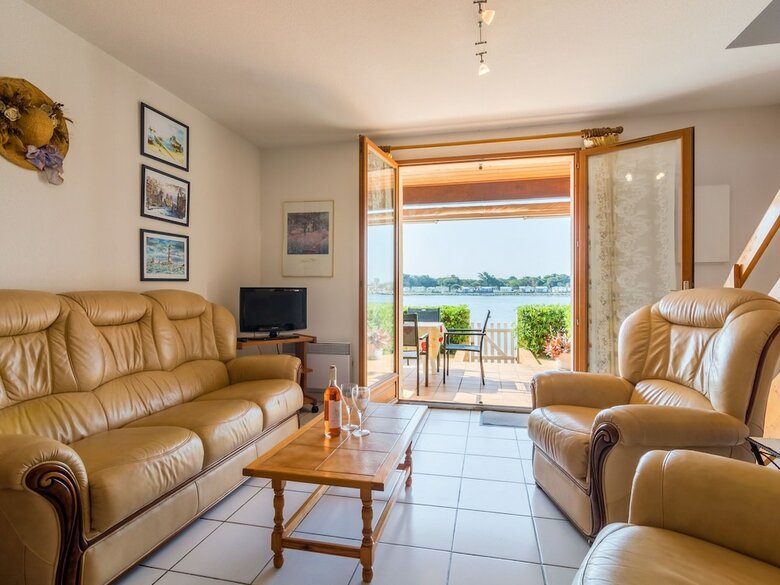 Apartment In Le Barcar�s With Swimming Pool, Balcony, Garden