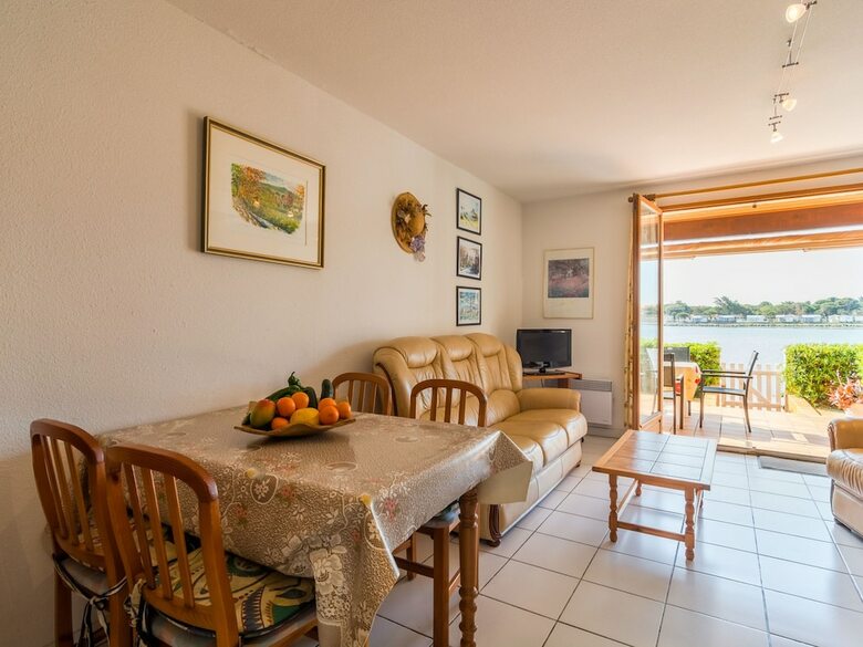 Apartment In Le Barcar�s With Swimming Pool, Balcony, Garden