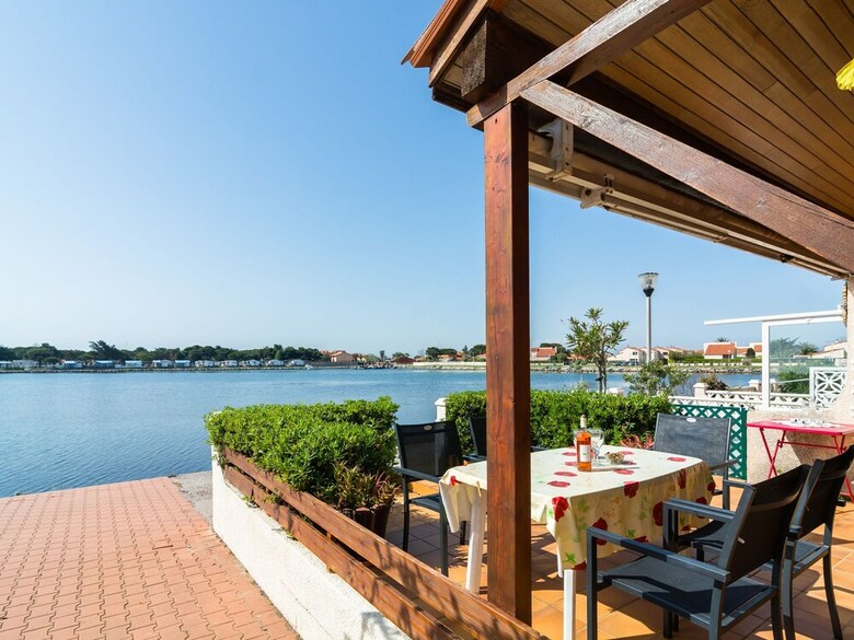 Apartment In Le Barcar�s With Swimming Pool, Balcony, Garden