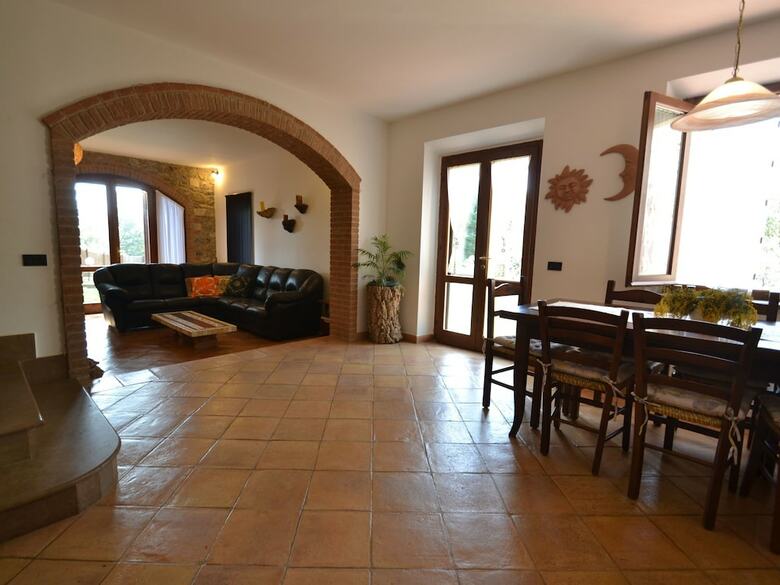 Villa House With Private Pool, Pizza Oven, Bbq, Ping Pong, Jacuzzi, Just Call It!