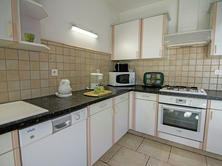 Modern Villa With Private Swimming Pool In L�denon