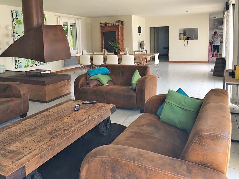 Modern Villa In Brives-sur-charente With Private Pool