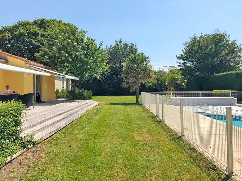 Modern Villa In Brives-sur-charente With Private Pool