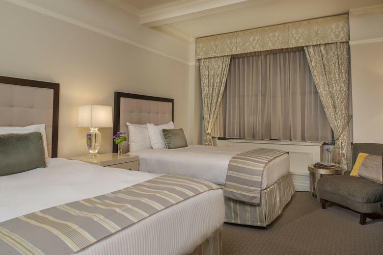 Hotel Warwick