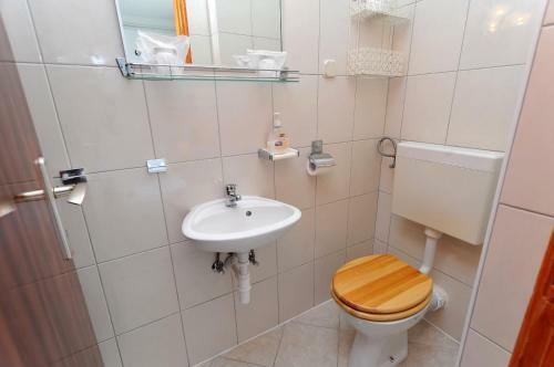 Hostal Guest House Ero
