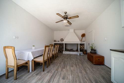 Hostal Guest House Ero
