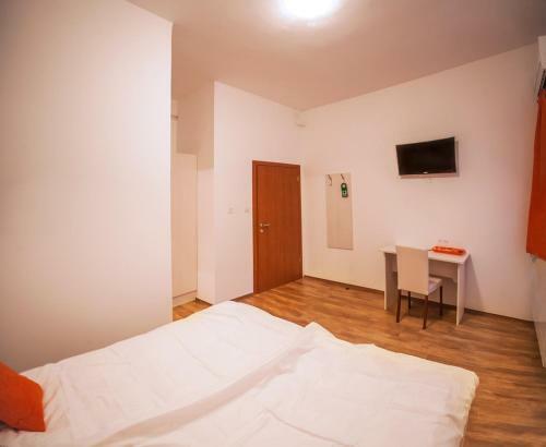 Hostal Rooms Lidija