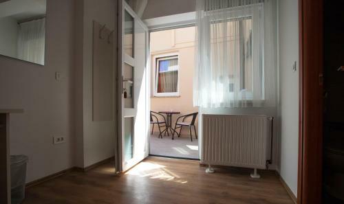 Hostal Rooms Lidija