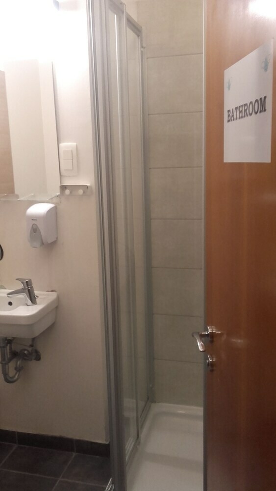 Hostel Shappy
