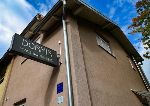 Dormir Apartments