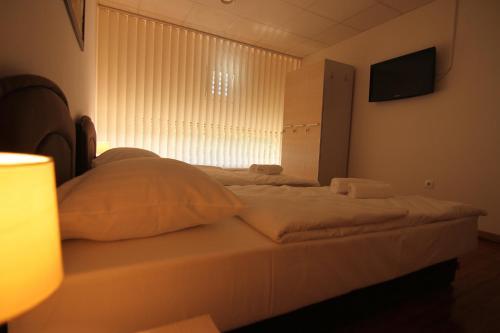 Hostal Rooms Xxl