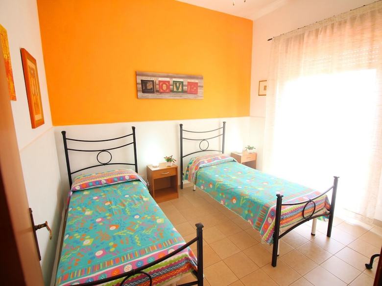 Fabulous Child-friendly Villa In Syracuse"